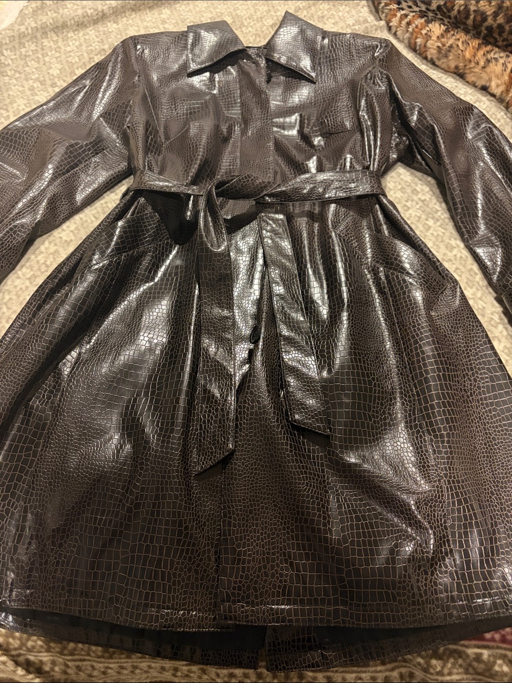 Dennis Basso vintage Glossy Faux Croc Trench Coat in Dark Brown